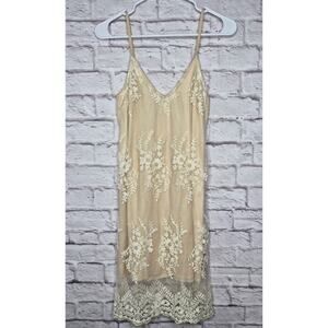 Charlotte Russe Y2K Vintage Lace Overlay Mini Dress Nude Beige Floral Size Small